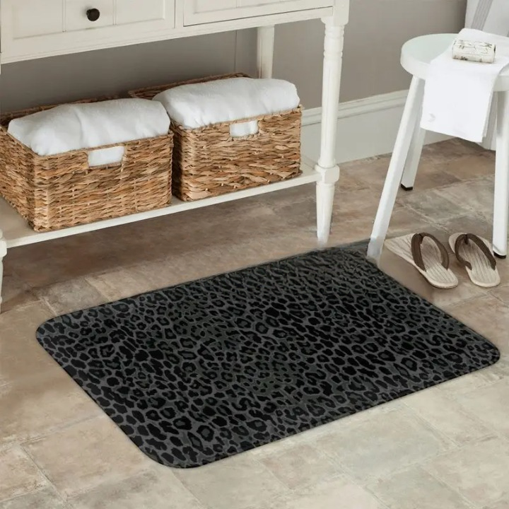 Fußmatte mit Leopardenmuster