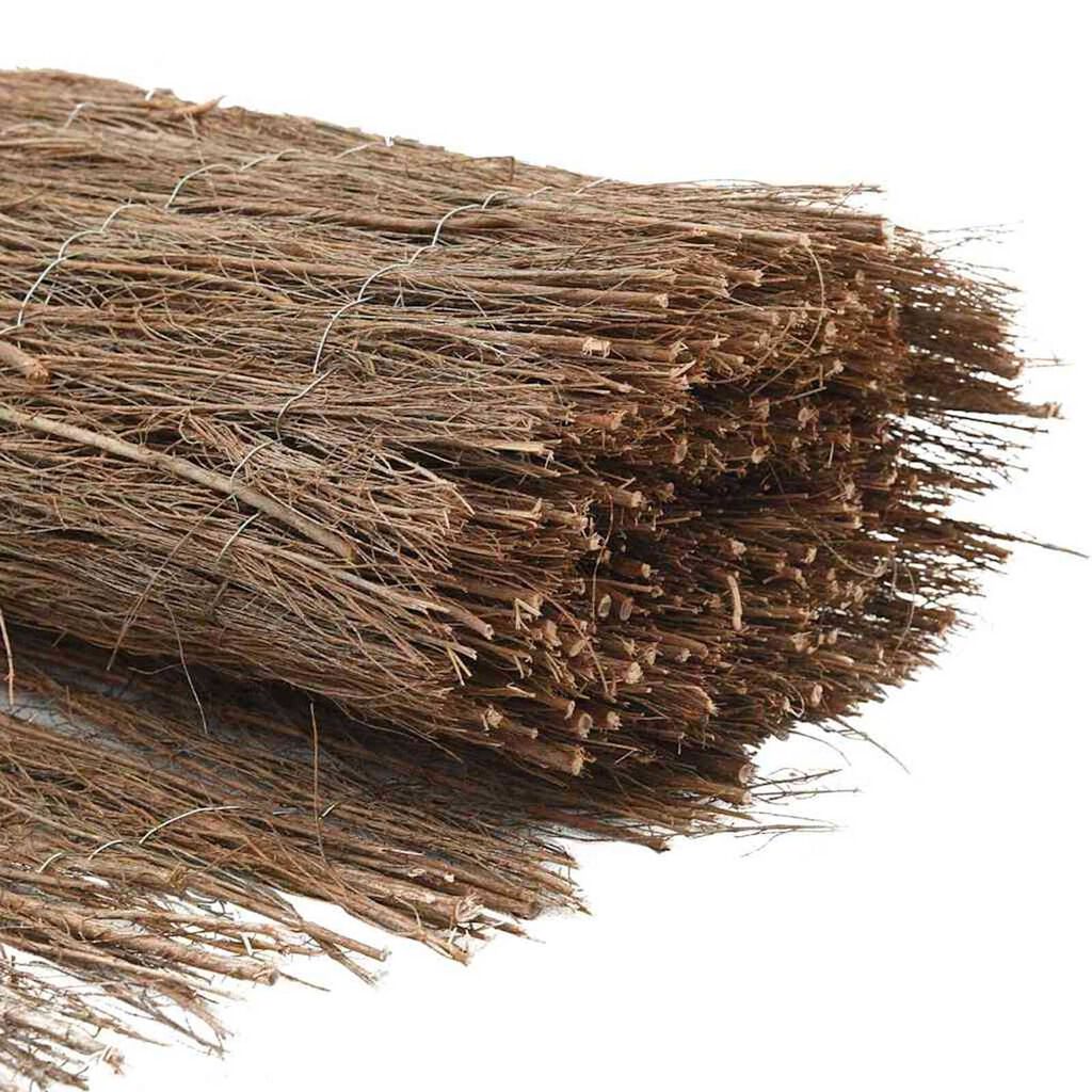 Gartenzaun aus Ästen